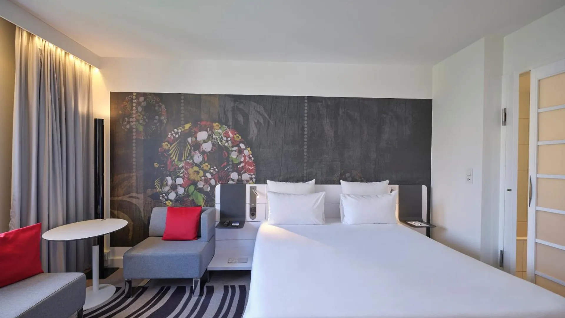 Novotel Muenchen City 4*, Munich